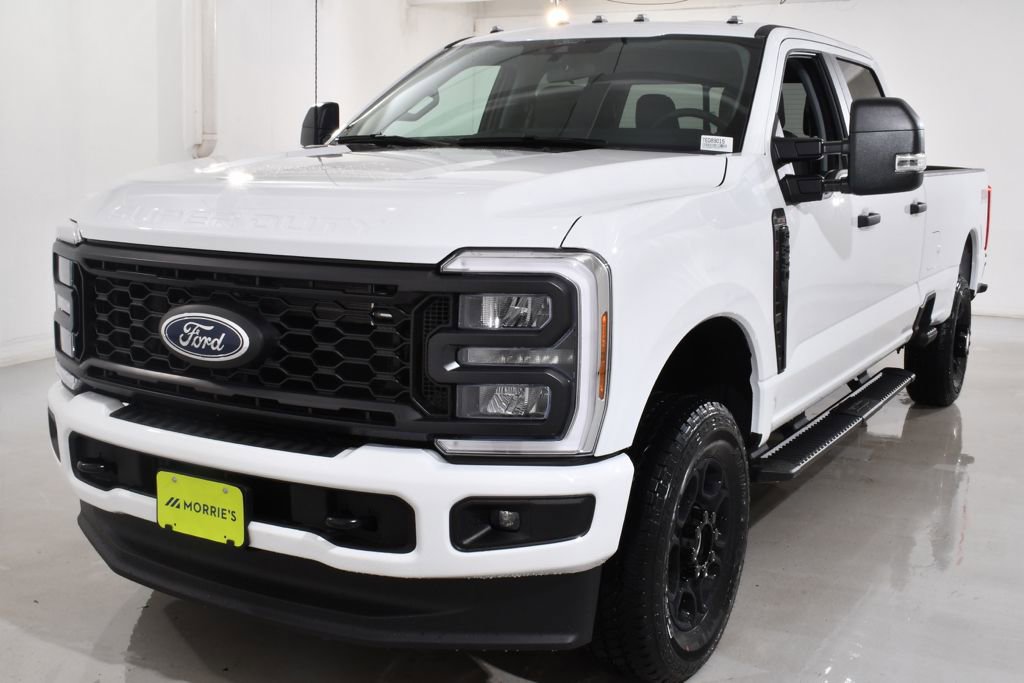 New 2026 Ford F350 XL image 2