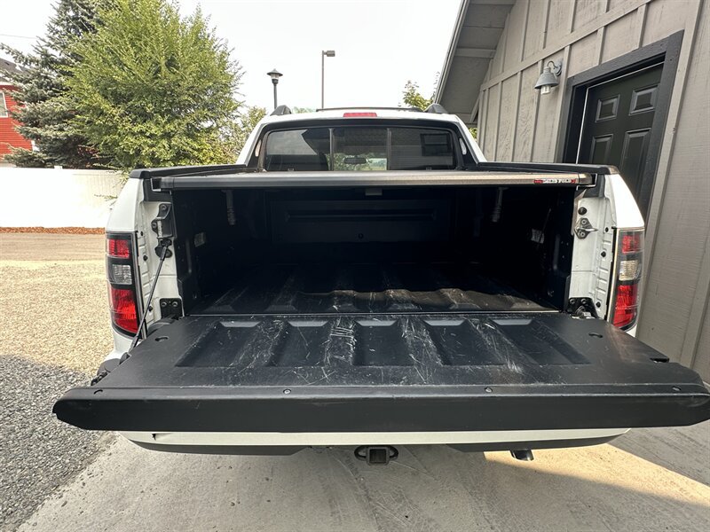 Used 2014 Honda Ridgeline SE image 36