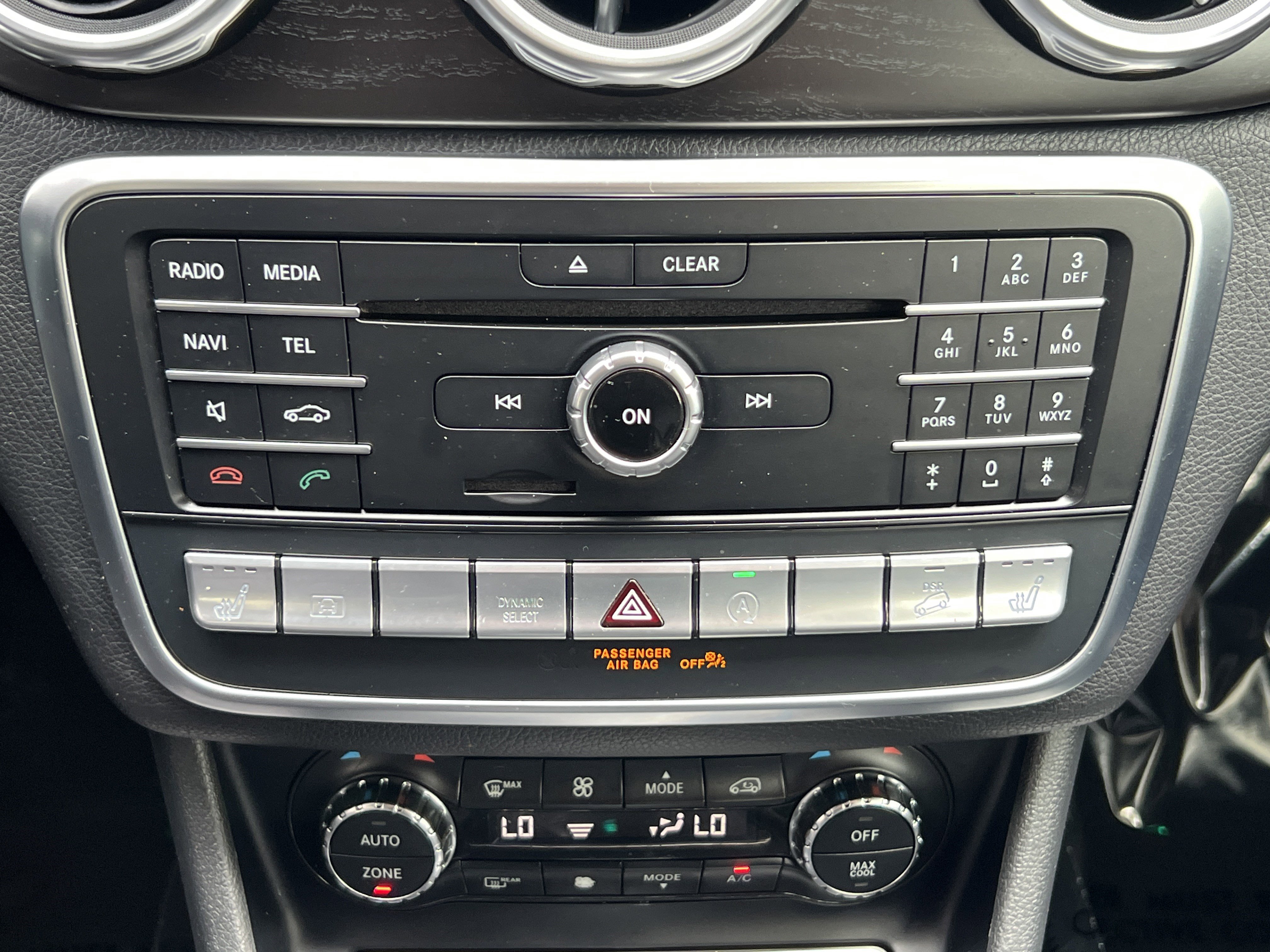 Used 2018 Mercedes-Benz GLA 250 4MATIC image 30