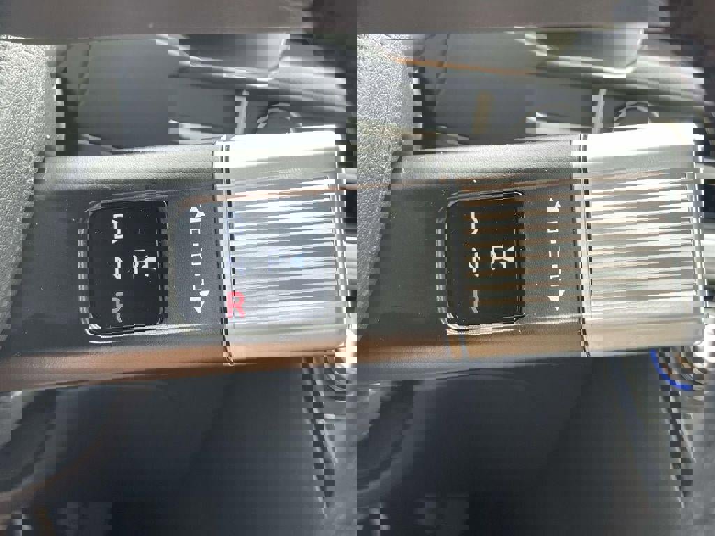 New 2026 Hyundai Santa Fe SEL FWD image 32