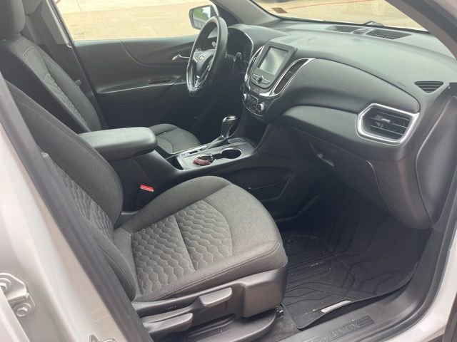 Used 2018 Chevrolet Equinox LT AWD/4WD image 13