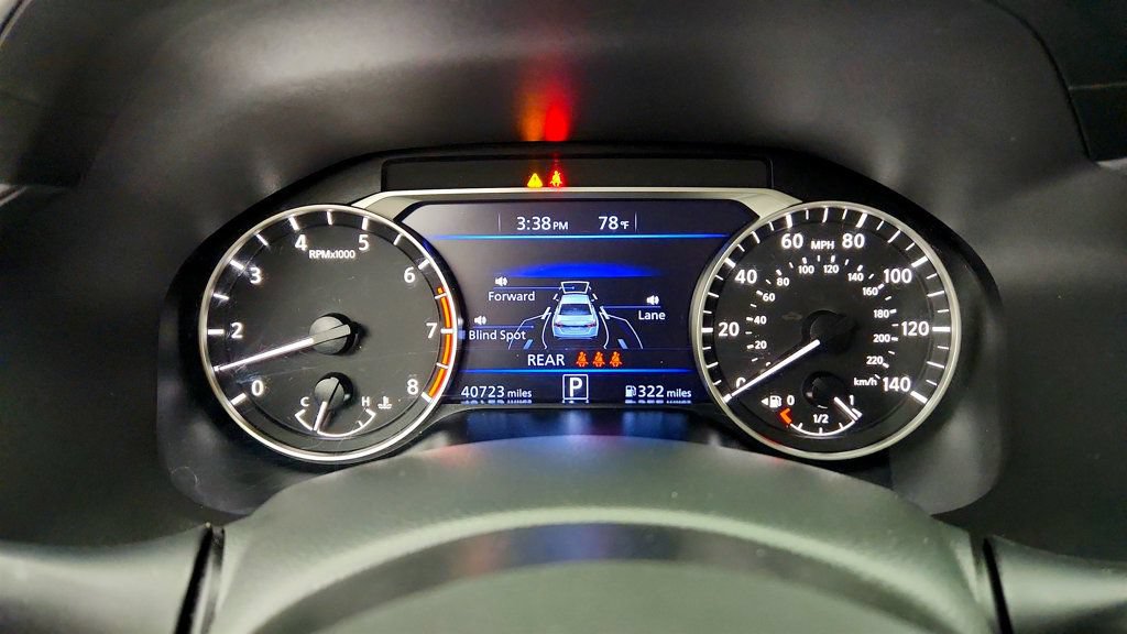 Used 2024 Nissan Altima 2.5 SV FWD image 14