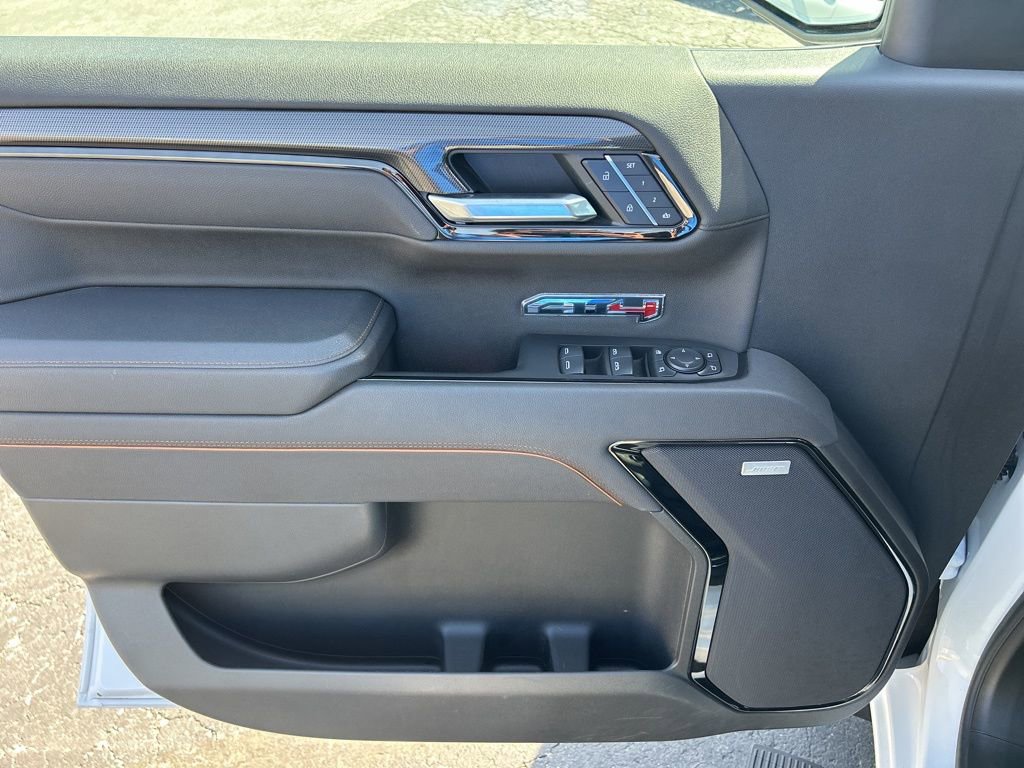 Used 2025 GMC Sierra 1500 AT4 AWD/4WD image 17