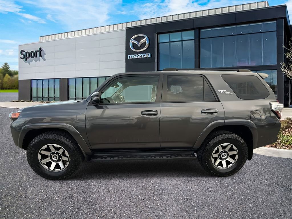 Used 2022 Toyota 4Runner TRD Off-Road Premium AWD/4WD image 7
