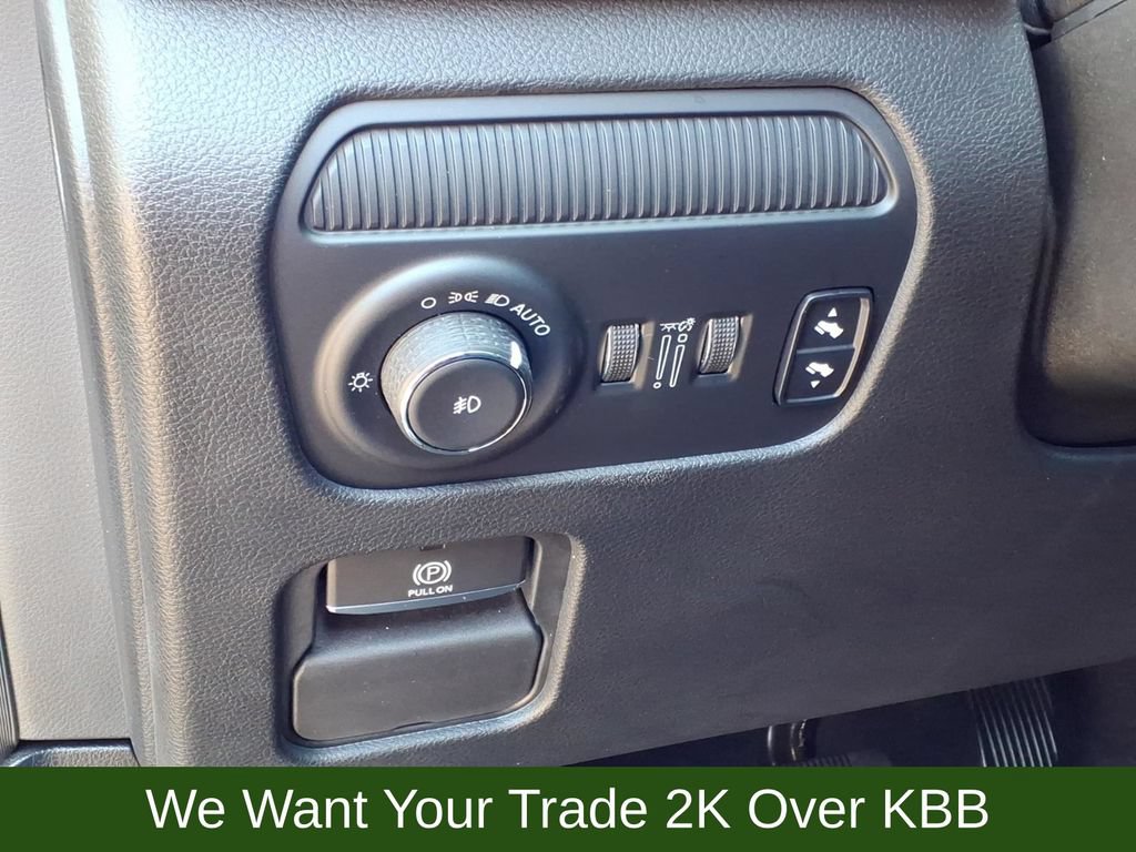 Used 2023 Jeep Wagoneer Series III w/ Premium Group I AWD/4WD image 20