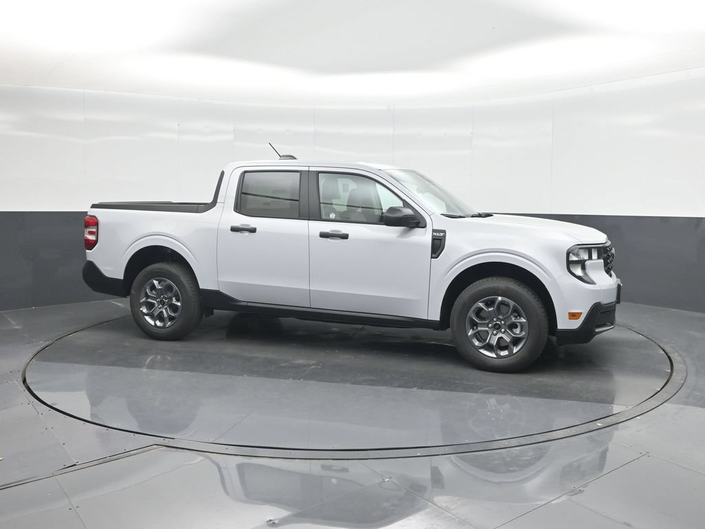 New 2026 Ford Maverick XLT FWD image 11