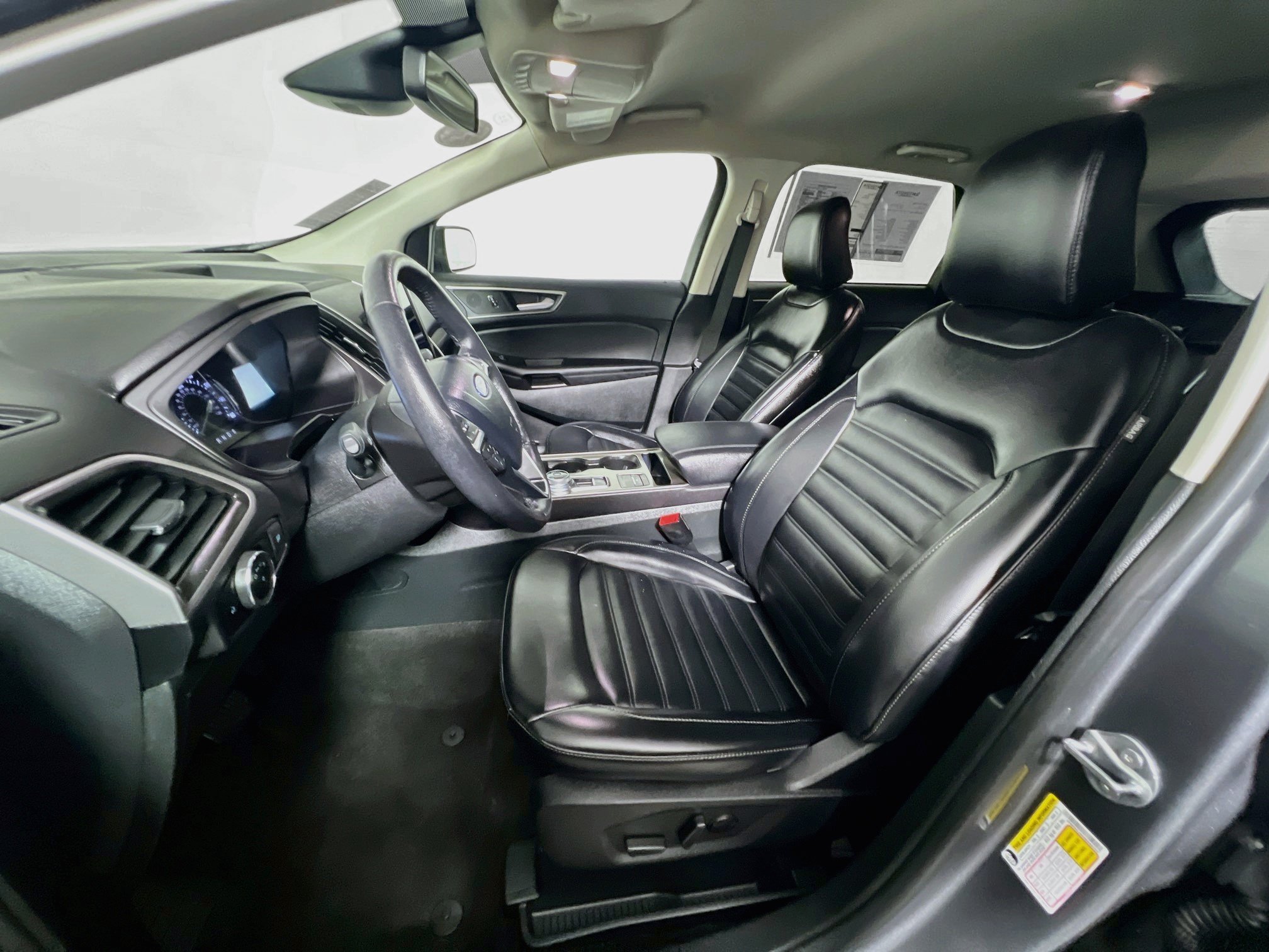 Used 2024 Ford Edge SEL AWD/4WD image 14
