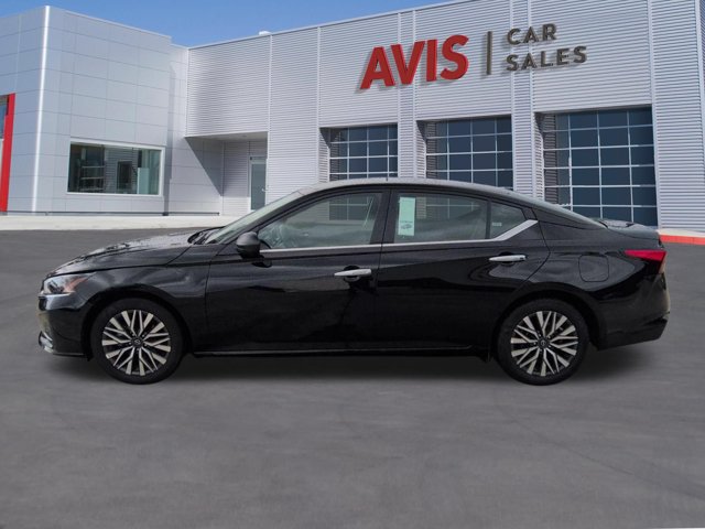 Used 2025 Nissan Altima 2.5 SV FWD image 10