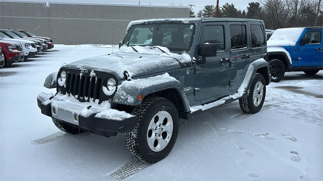 Used 2014 Jeep Wrangler Unlimited Sahara w/ Connectivity Group image 2