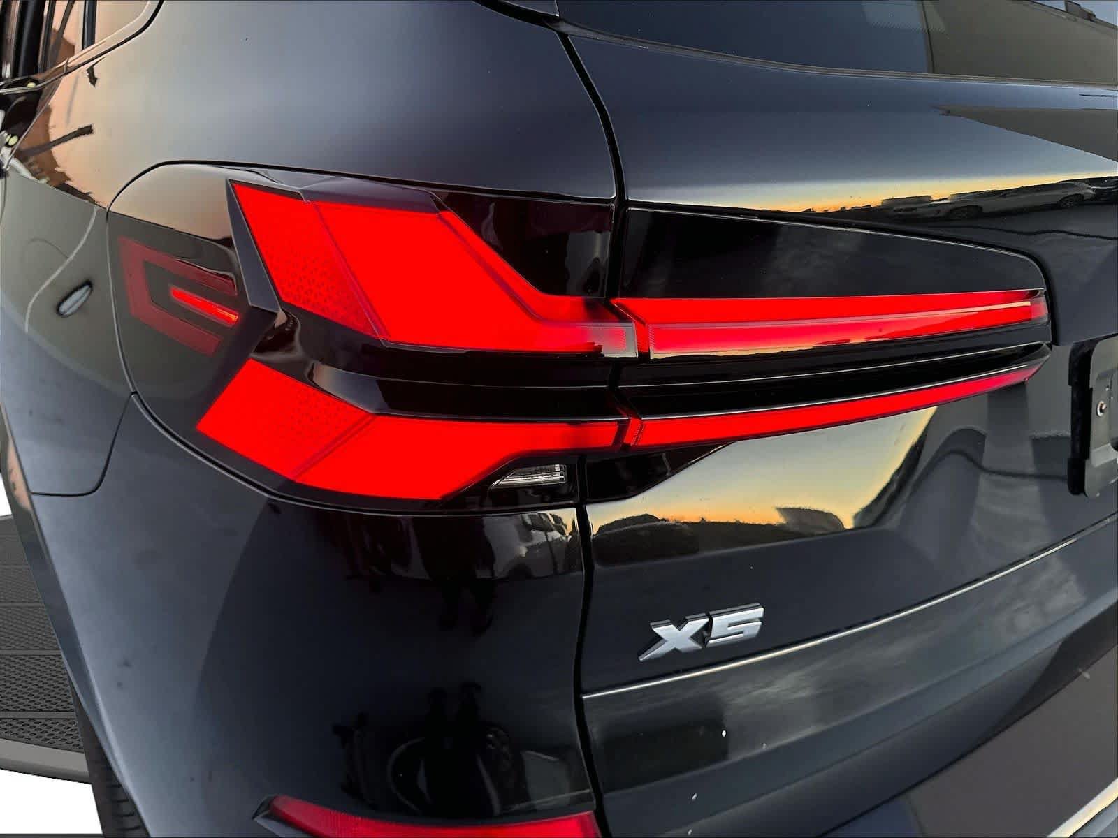 Used 2024 BMW X5 M60i w/ Executive Package AWD/4WD image 25