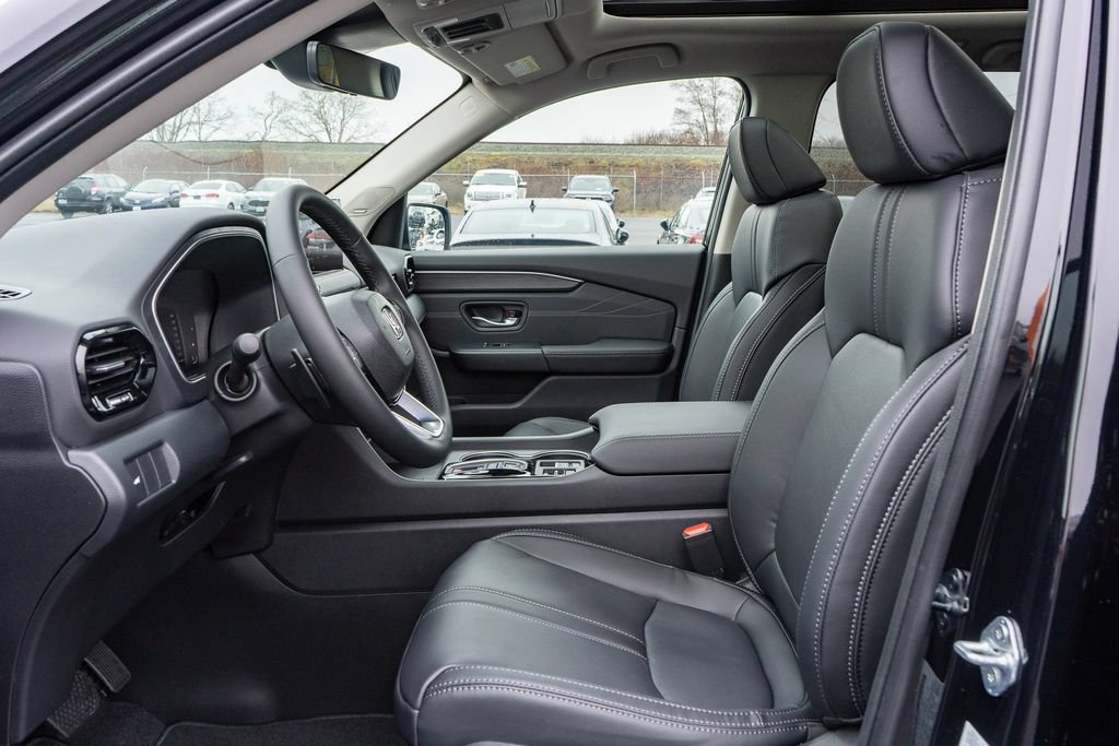 New 2026 Honda Pilot Touring image 27