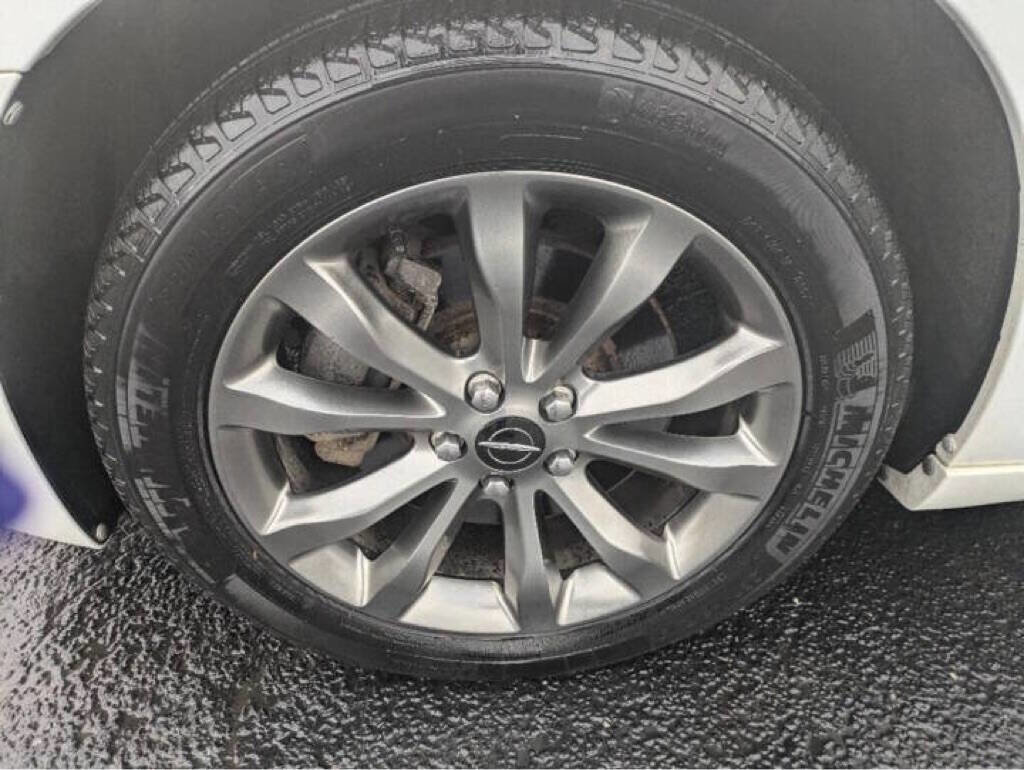 Used 2014 Chrysler 300 S image 9