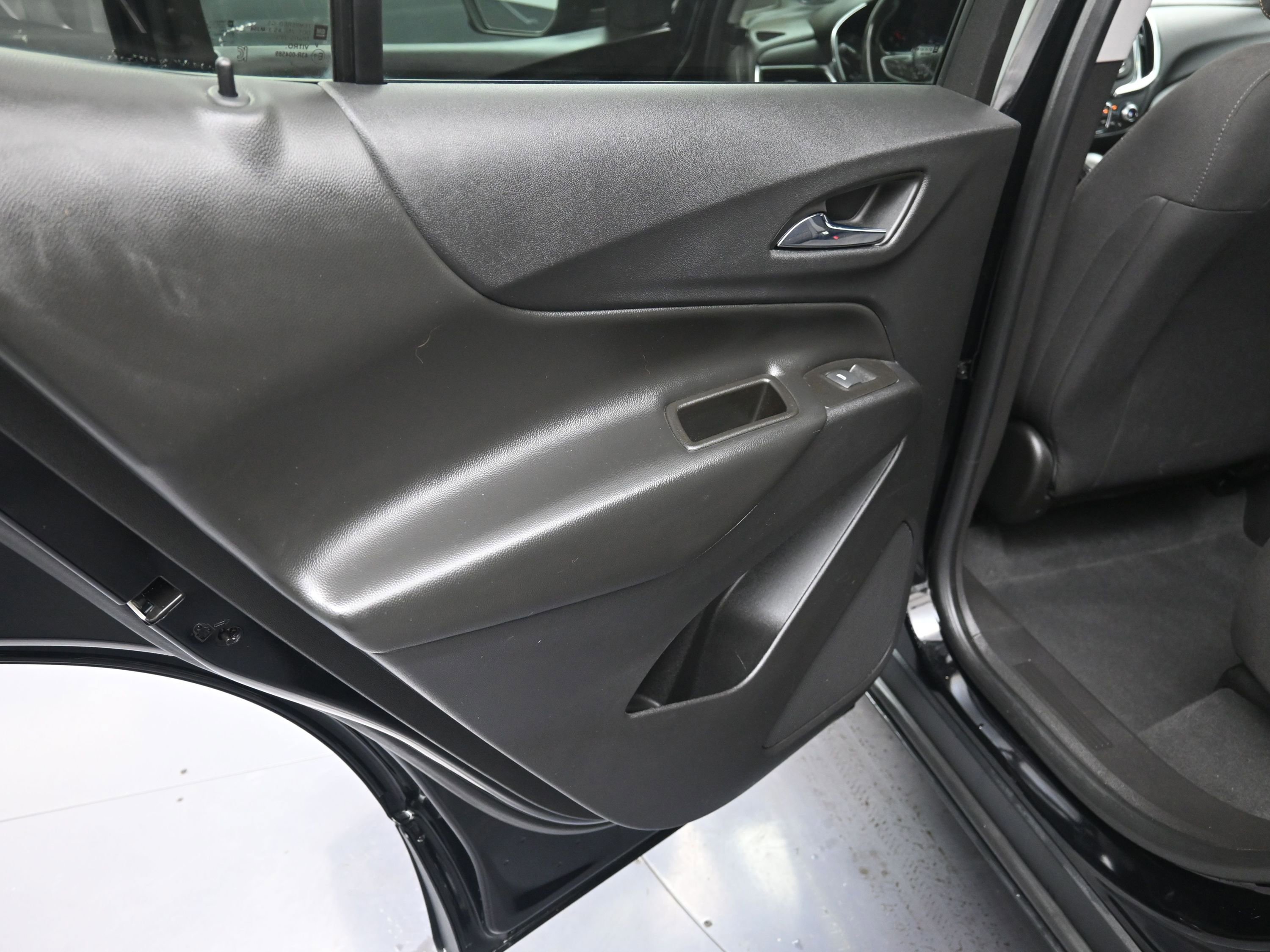 Used 2022 Chevrolet Equinox LT image 21