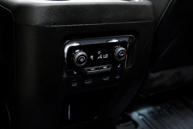 Used 2026 GMC Yukon AT4 w/ AT4 Premium Plus Package AWD/4WD image 69