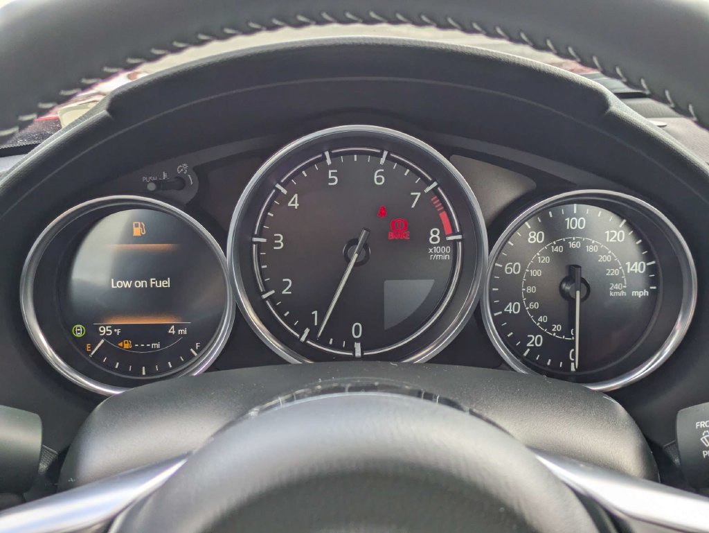 New 2026 MAZDA MX-5 Miata RF Grand Touring RWD image 25