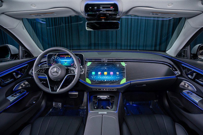 New 2025 Mercedes-Benz E 450 4MATIC All-Terrain Wagon image 14