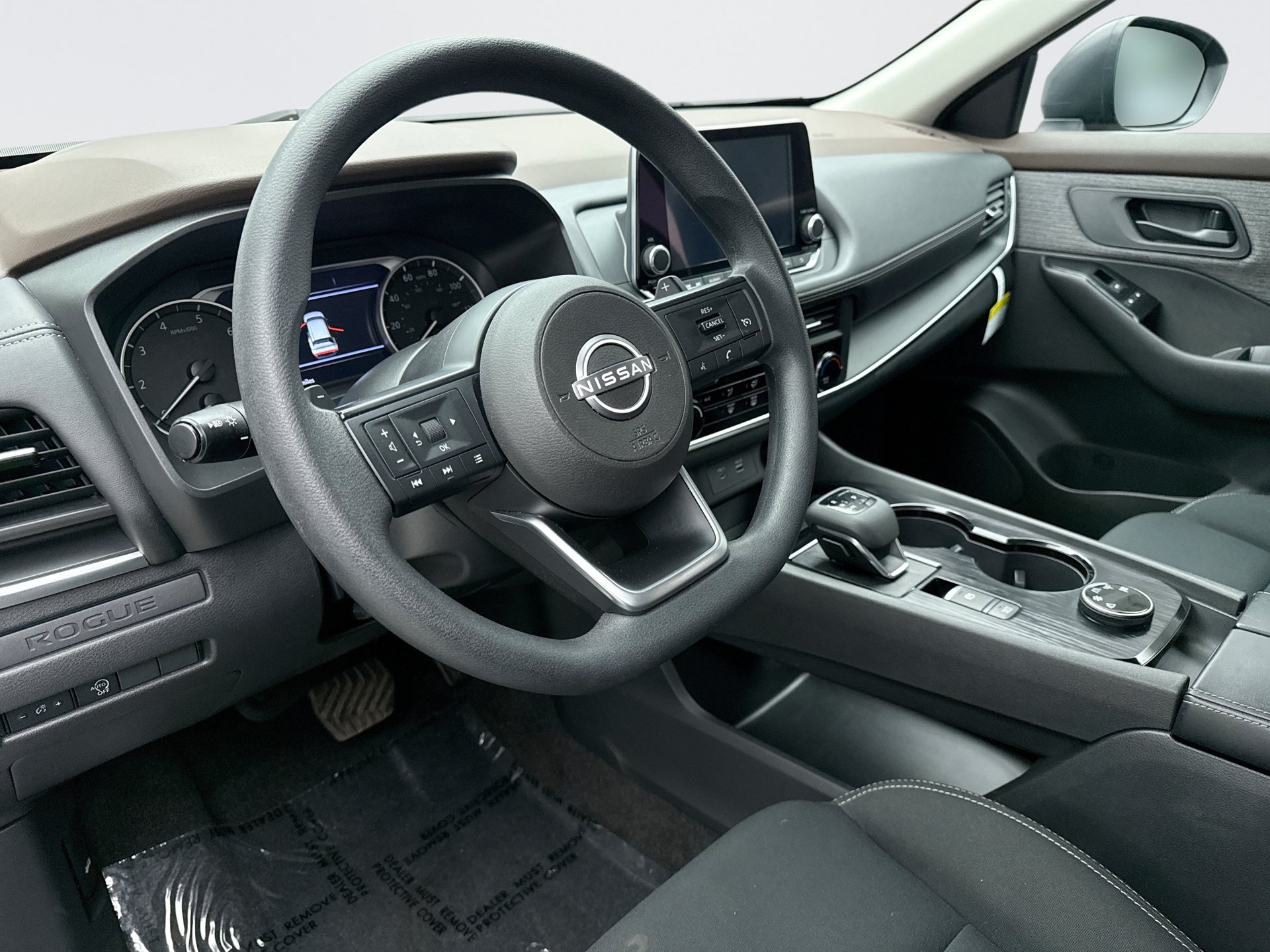 Used 2023 Nissan Rogue S AWD/4WD image 10