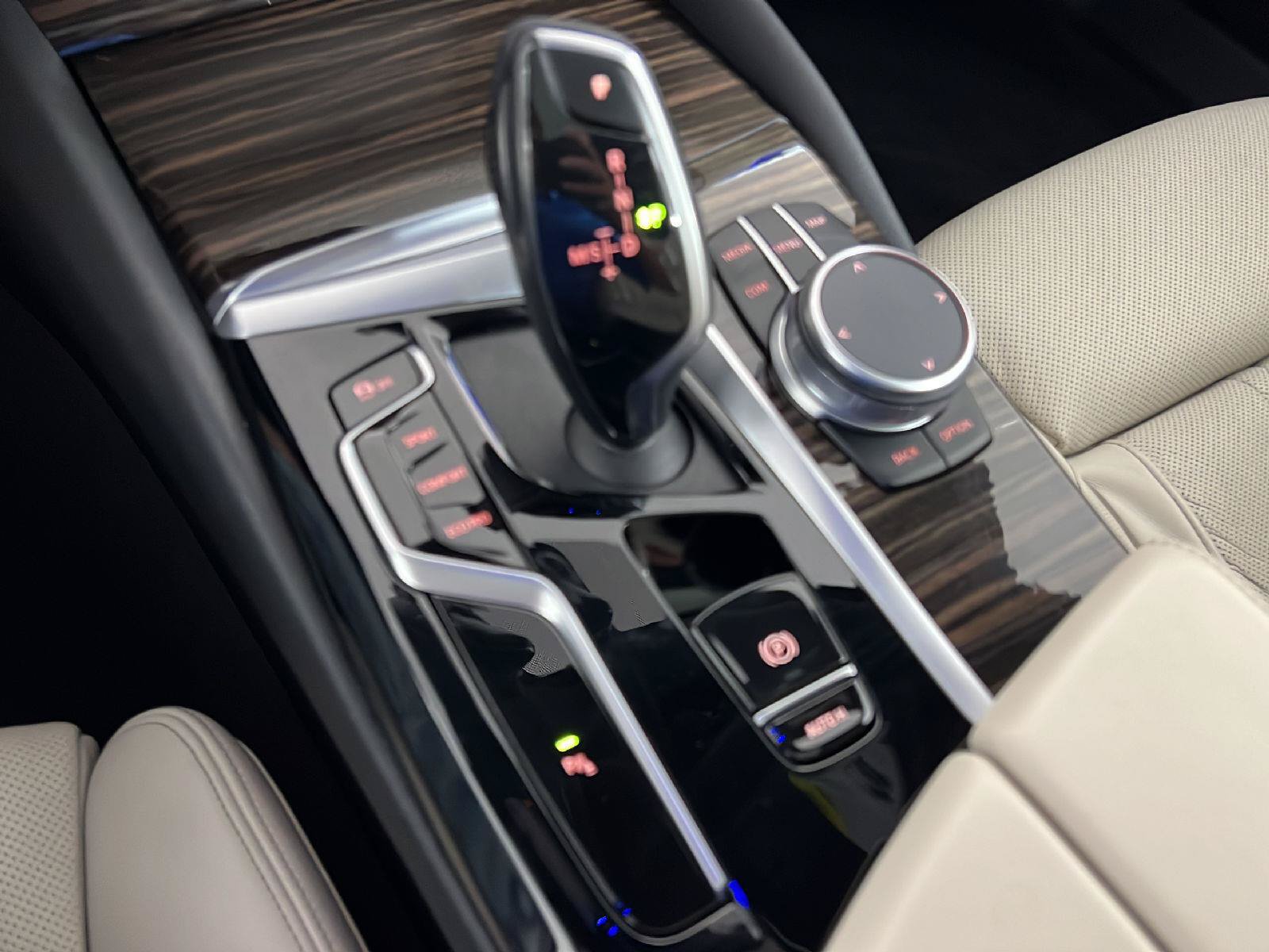 Used 2022 BMW 540i xDrive w/ Premium Package AWD/4WD image 20