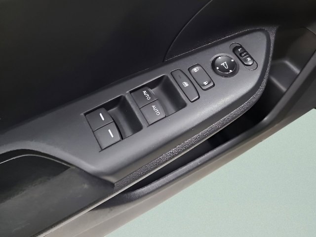 Used 2017 Honda Civic Sport image 23