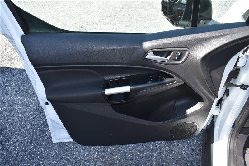 Used 2018 Ford Transit Connect XLT FWD image 9