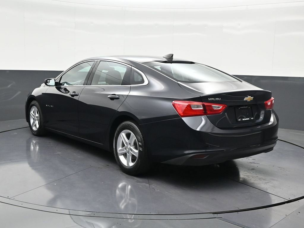 Used 2022 Chevrolet Malibu LS image 3