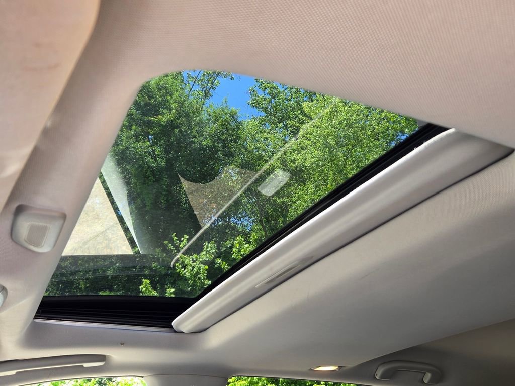 Used 2019 INFINITI QX60 Luxe w/ Essential Package FWD image 14