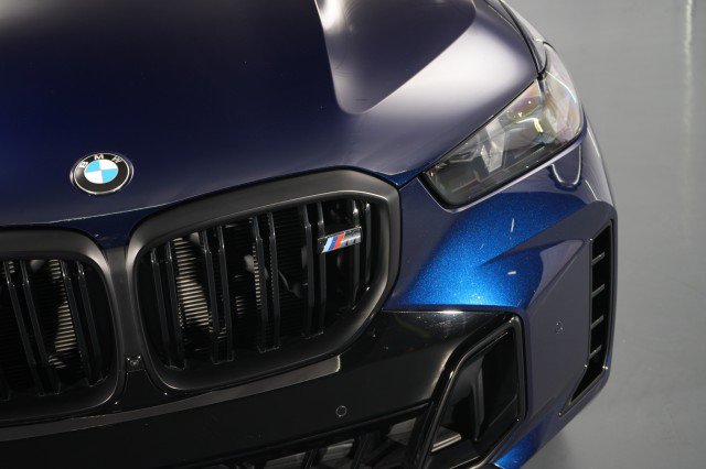 Used 2025 BMW X5 M60i AWD/4WD image 9