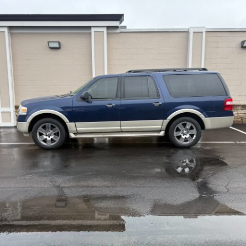 Used 2010 Ford Expedition EL 4WD image 3