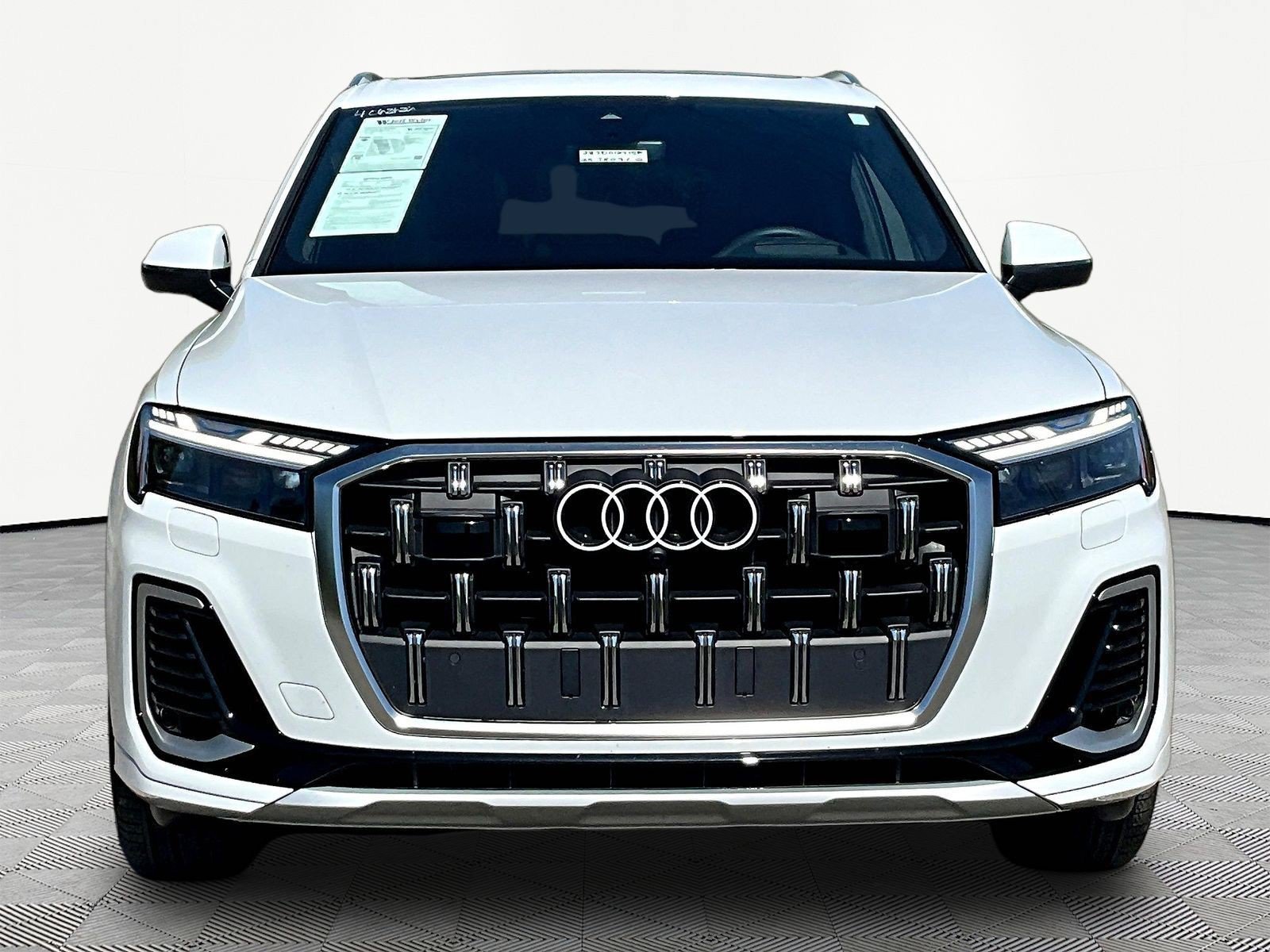 Used 2025 Audi Q7 3.0T Prestige AWD/4WD image 2