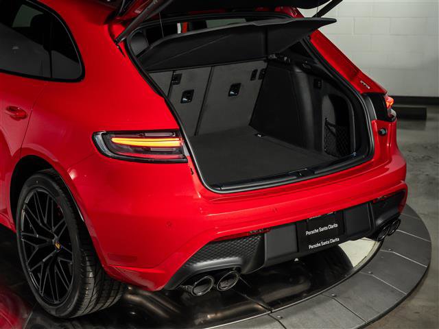 New 2026 Porsche Macan GTS image 35