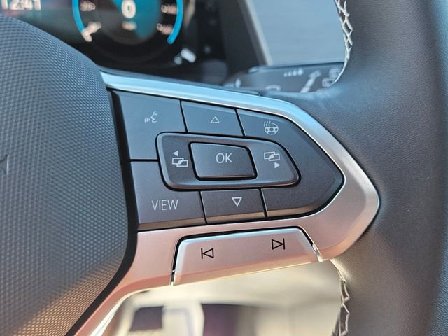 New 2026 Volkswagen Atlas Cross Sport SE image 25