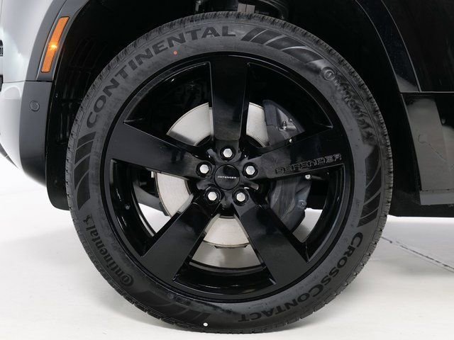 New 2026 Land Rover Defender 110 X-Dynamic SE AWD/4WD image 9