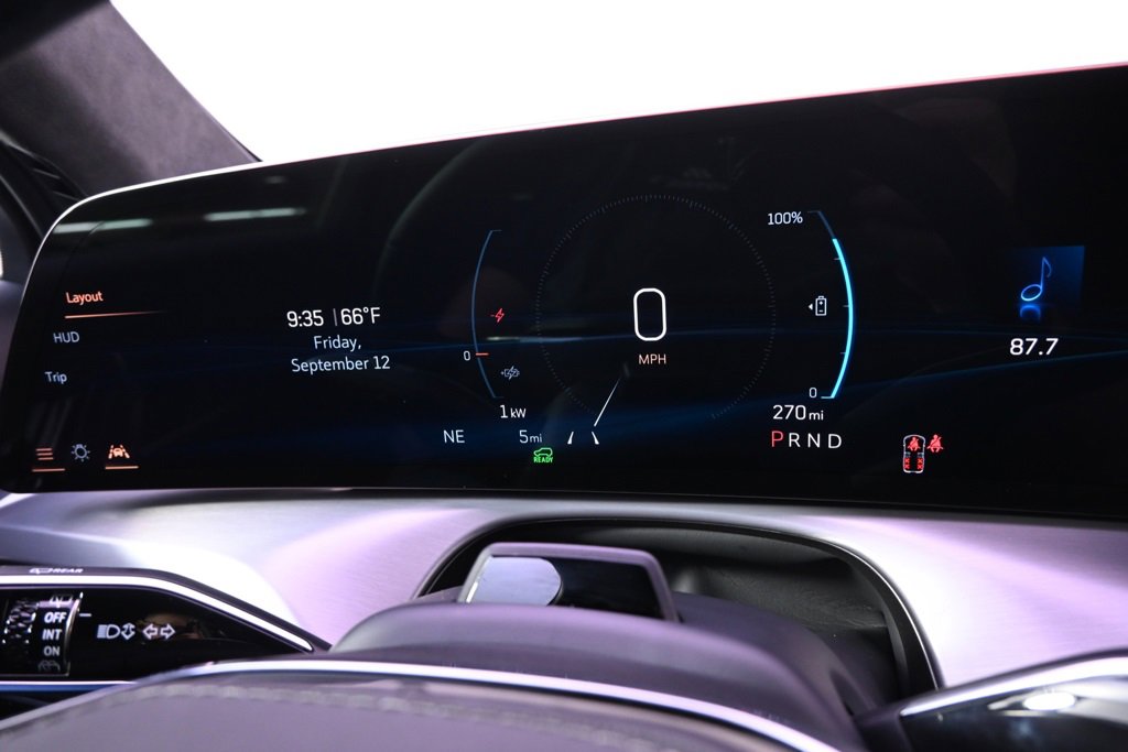 New 2026 Cadillac Vistiq Platinum image 26