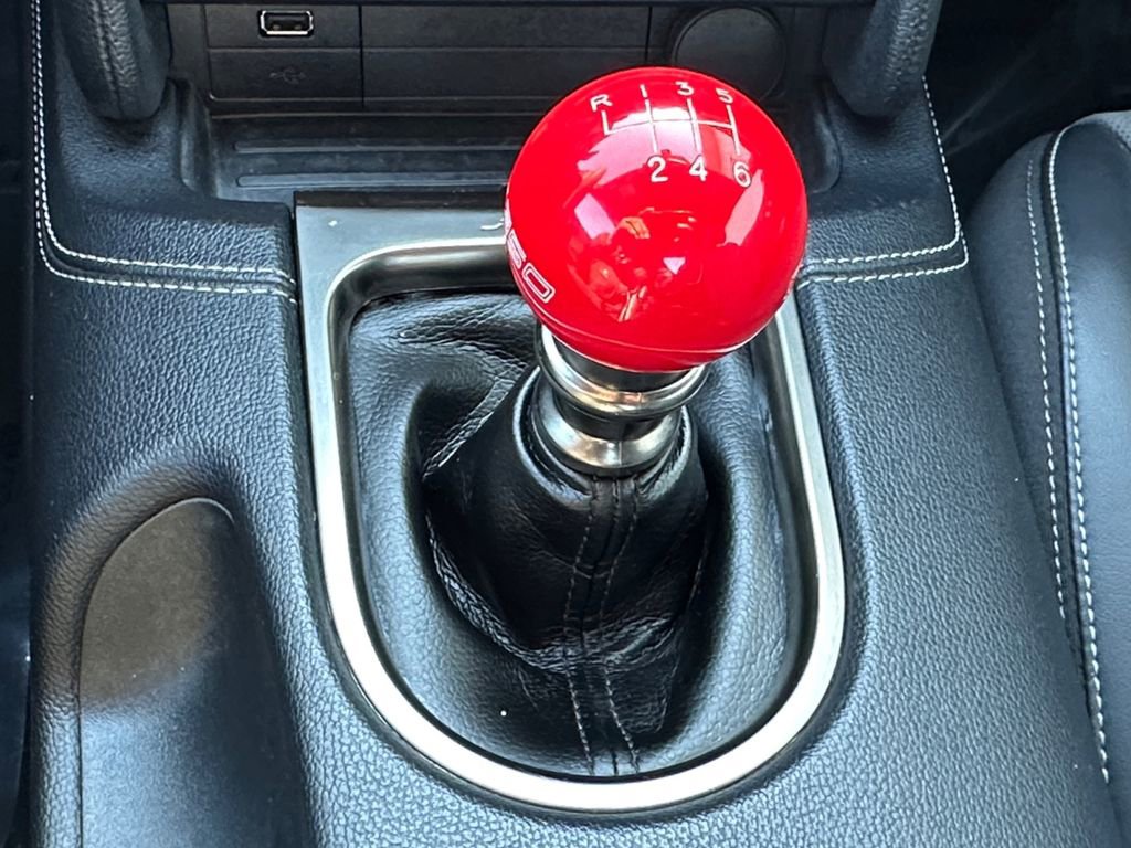 Used 2019 Ford Mustang Shelby GT350 w/ Technology Package image 17