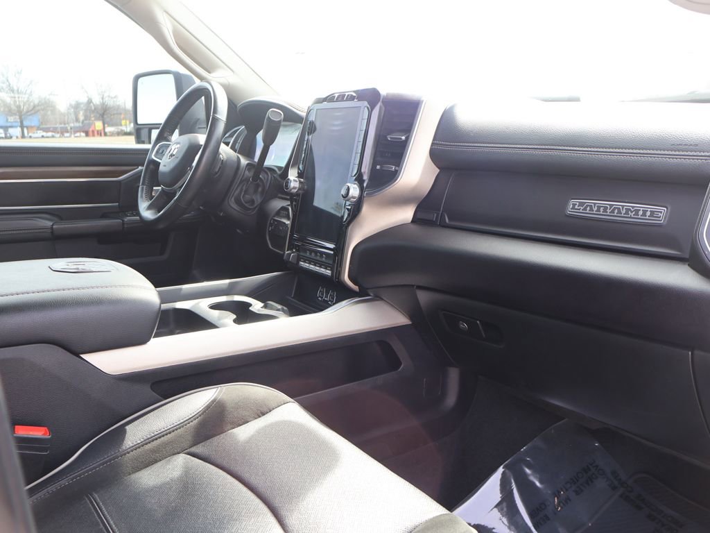 Used 2024 RAM 3500 Laramie image 26