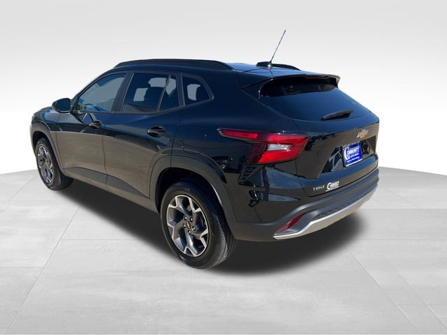 Certified 2026 Chevrolet Trax LT FWD image 4