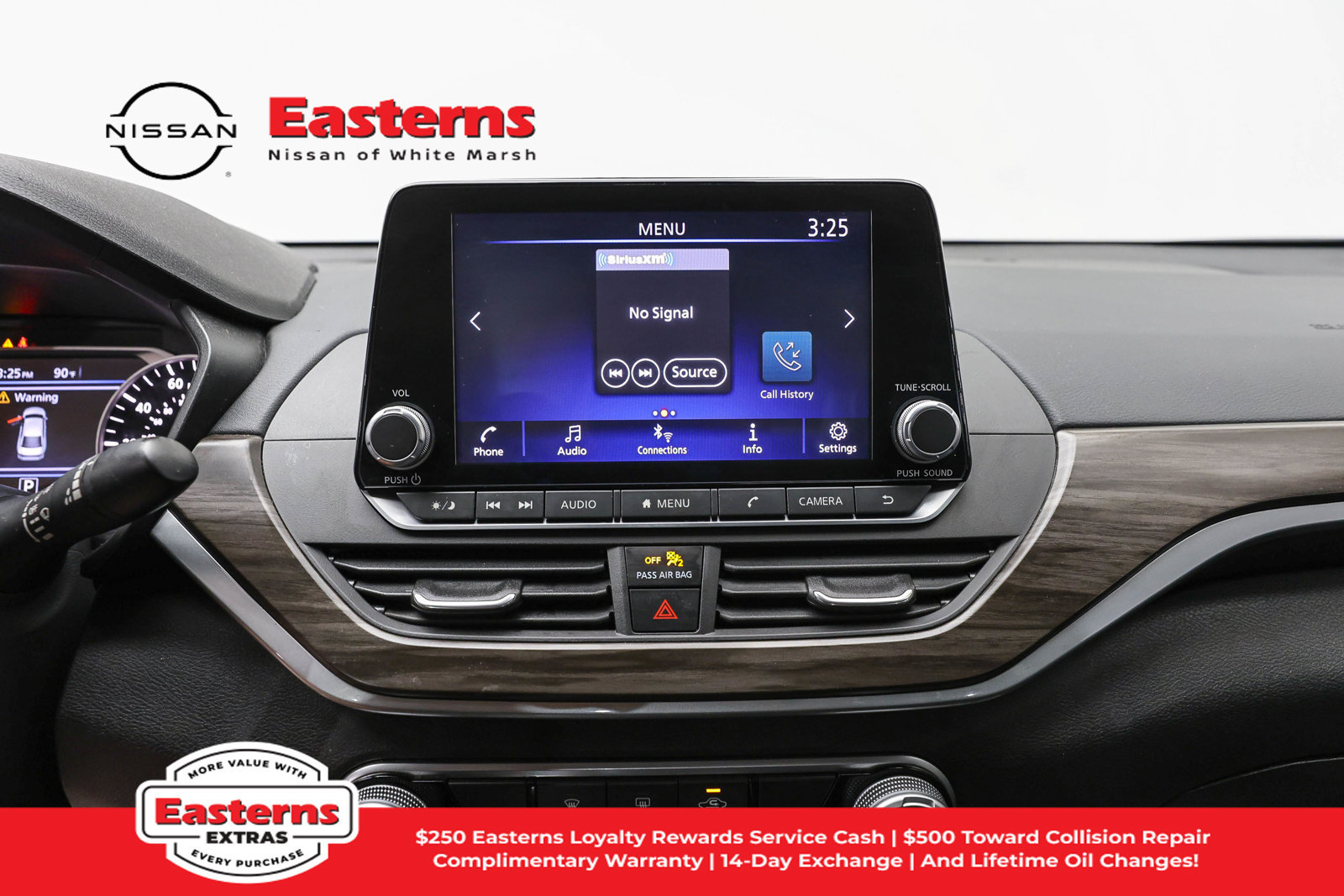 Used 2023 Nissan Altima 2.5 SV AWD/4WD image 12