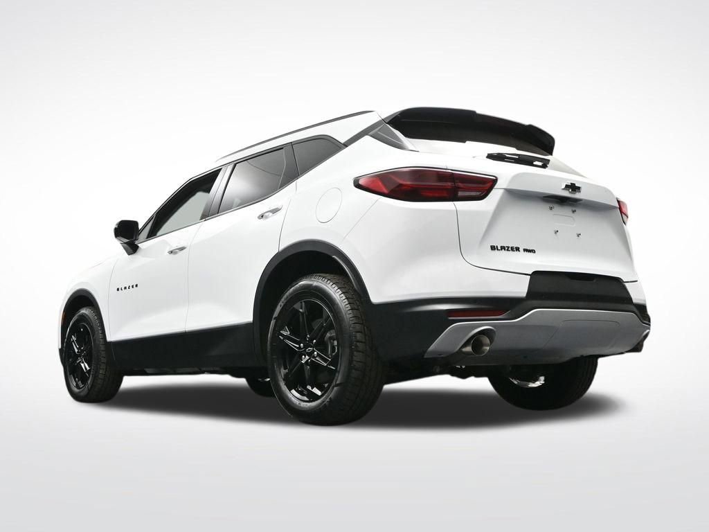 Used 2024 Chevrolet Blazer LT w/ Midnight/Sport Edition image 27