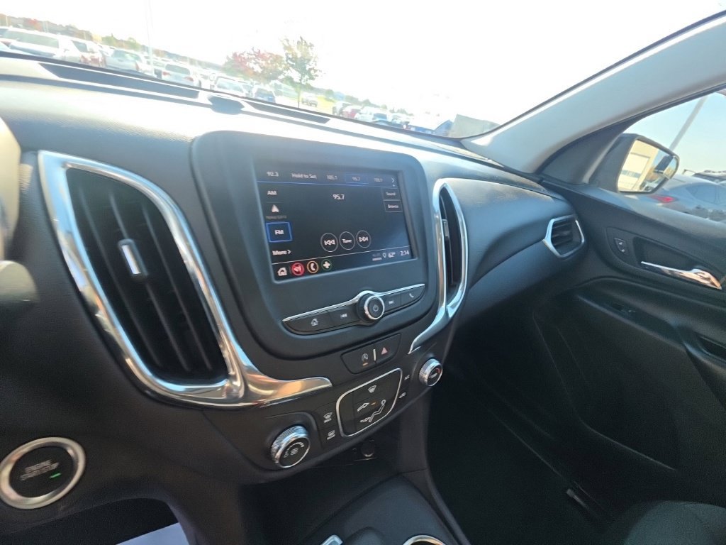 Used 2022 Chevrolet Equinox LT AWD/4WD image 18