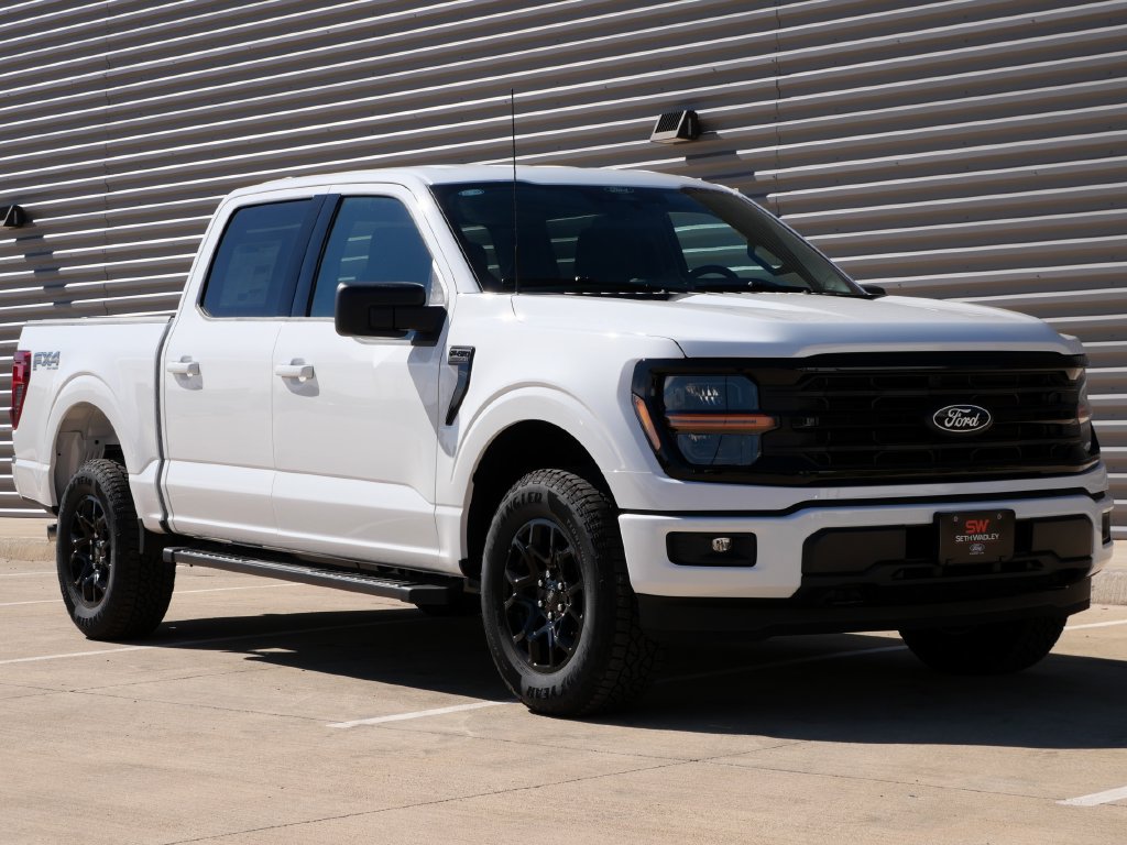 New 2026 Ford F150 XLT w/ FX4 Off-Road Package