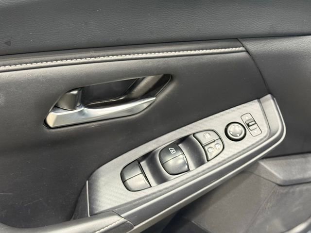 Used 2024 Nissan Sentra SV image 16