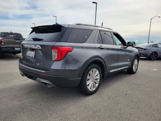 Used 2024 Ford Explorer King Ranch w/ Technology Package RWD image 6