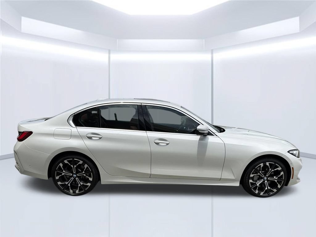 Used 2025 BMW 330i Sedan RWD image 8