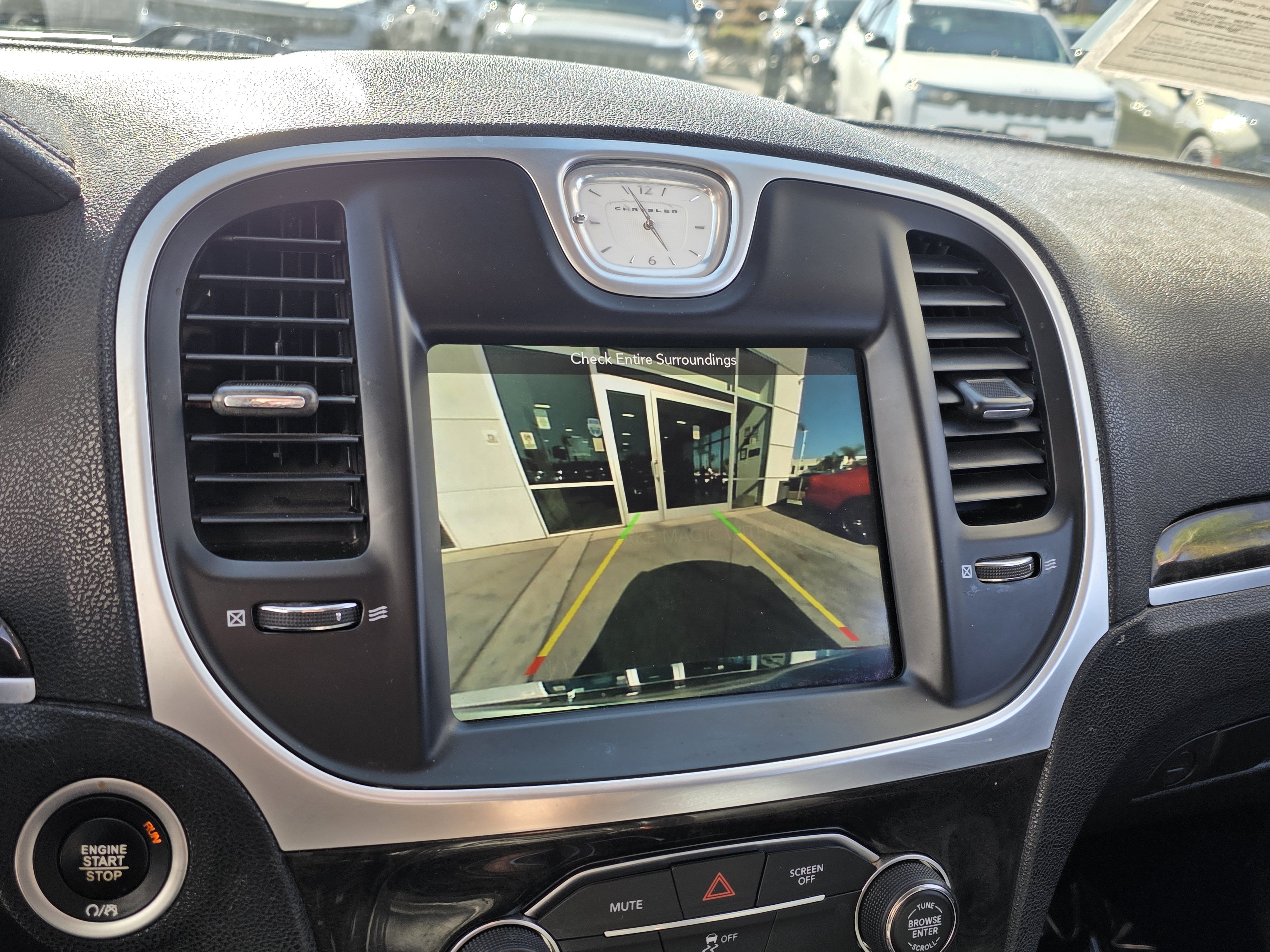 Used 2019 Chrysler 300 Limited RWD image 16