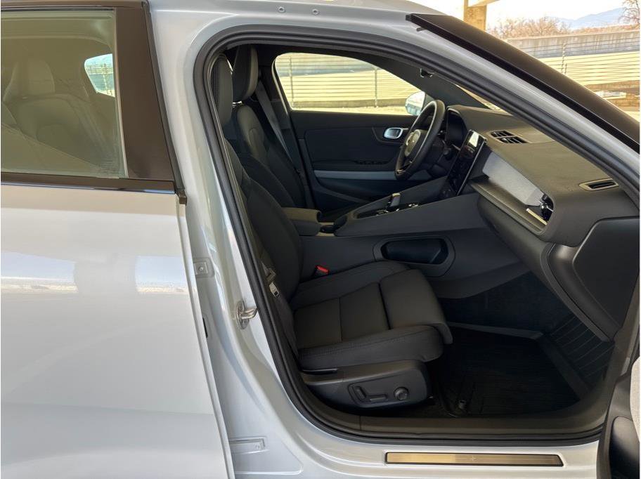 Used 2024 Polestar Polestar 2 image 15