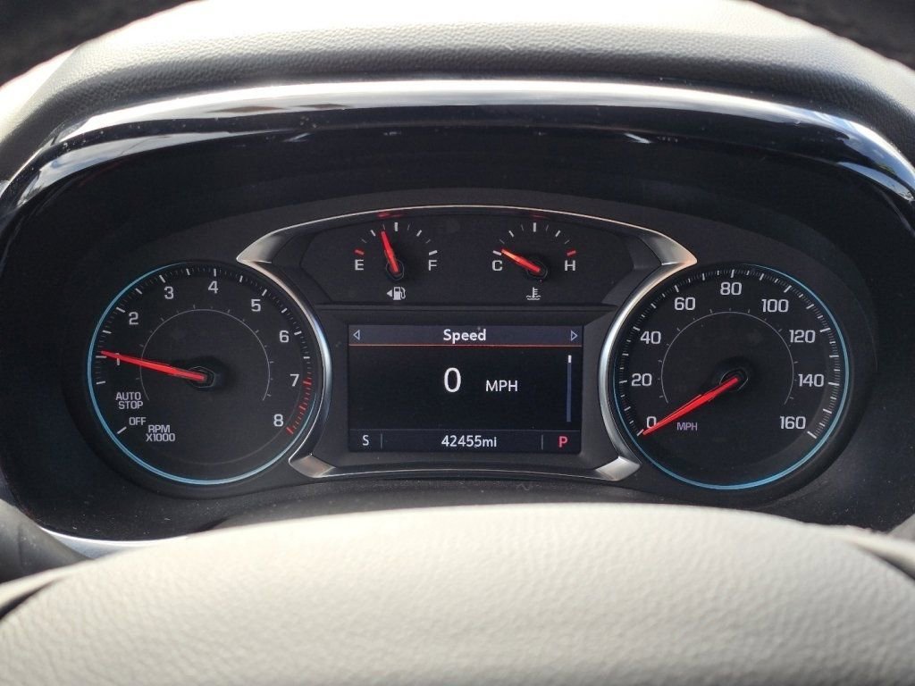 Used 2023 Chevrolet Traverse LT w/ Midnight/Sport Edition image 23