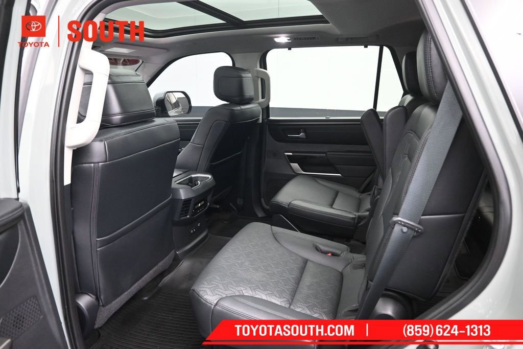 Used 2024 Toyota Sequoia Limited w/ Tow Technology Package AWD/4WD image 10