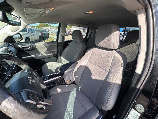 Used 2019 Toyota Tacoma SR5 RWD image 12