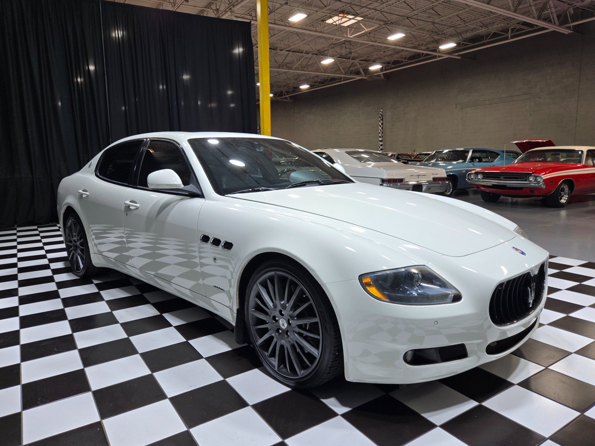 Used 2012 Maserati Quattroporte S RWD image 43