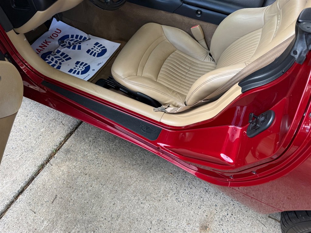Used 1999 Chevrolet Corvette Convertible w/ Memory Pkg RWD image 46
